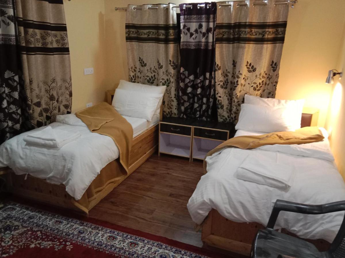 Shingkula Guest House Zanskar Padam Exterior foto